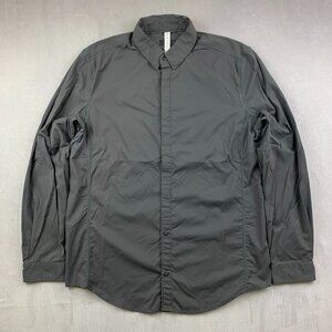 Lululemon Mens Shirt XL Gray Striped Mission Long Sleeve Button Down Nylon